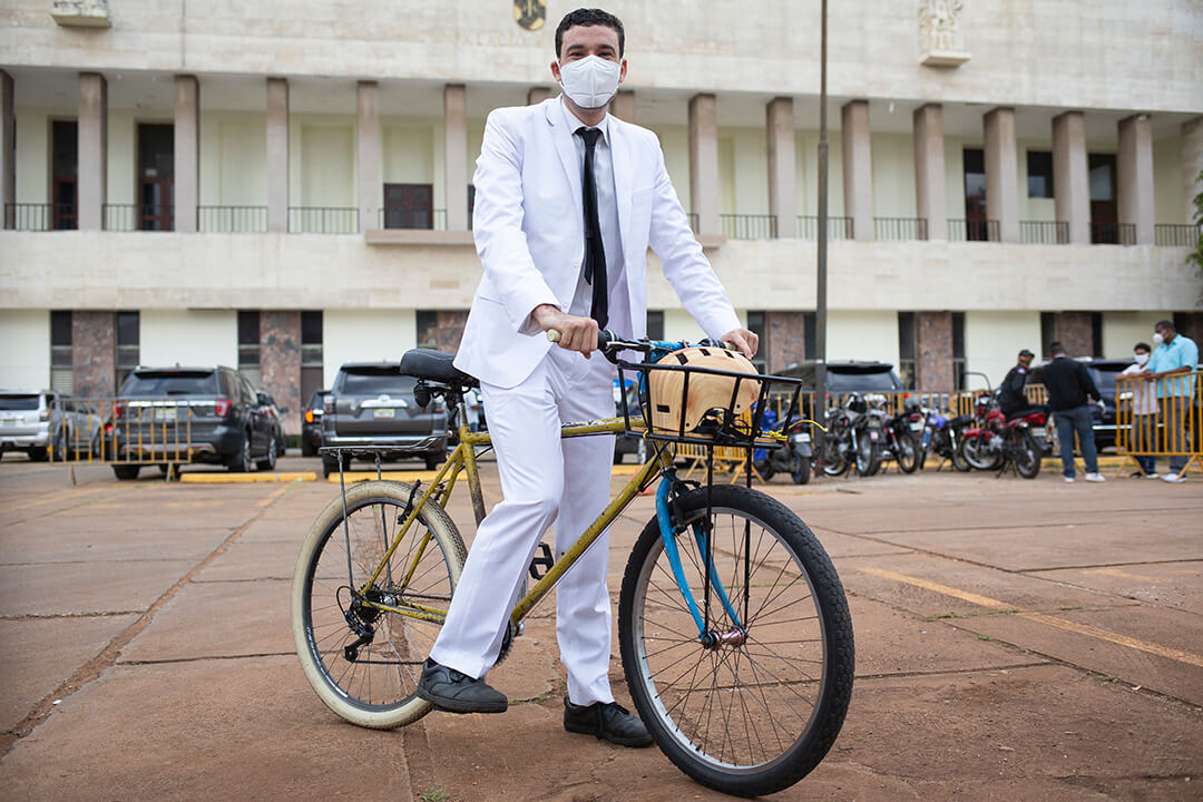 Mario Sosa: el regidor de las redes, la bicicleta y el&nbsp;emprendimiento