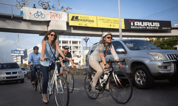 santo domingo en bici movimiento ciclistas republica dominicana ciclismo urbano ciudad
