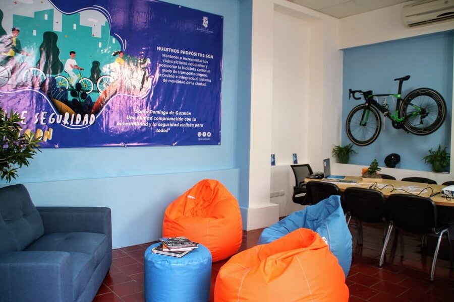 Alcaldía del Distrito Nacional inaugura bici oficina y parqueos bici