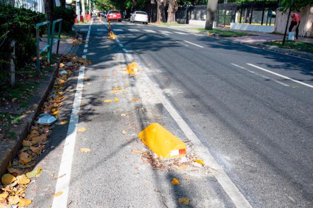 ciclovia deteriorada santo domingo paragomas bicicleta